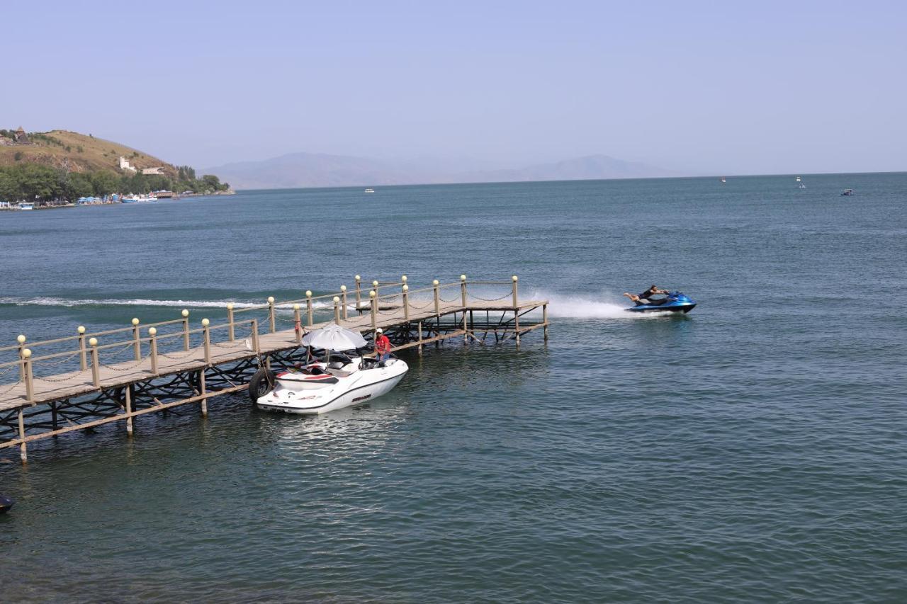 Western Bohemian Sevan